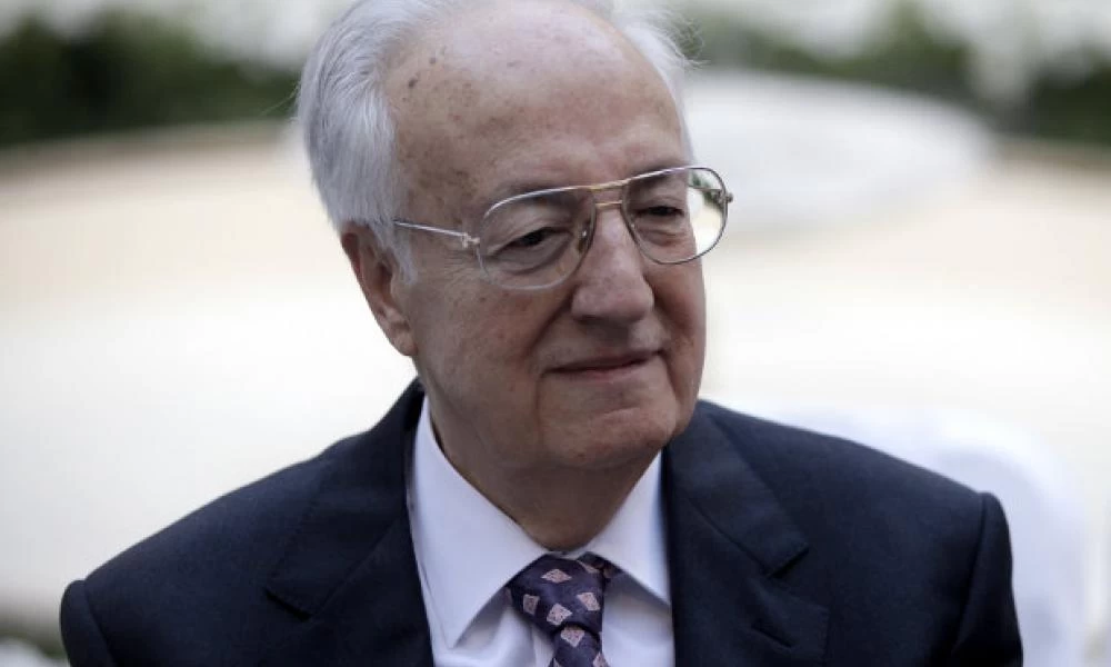 Στην εντατική ο πρώην Πρόεδρος της Δημοκρατίας Χρήστος Σαρτζετάκης
